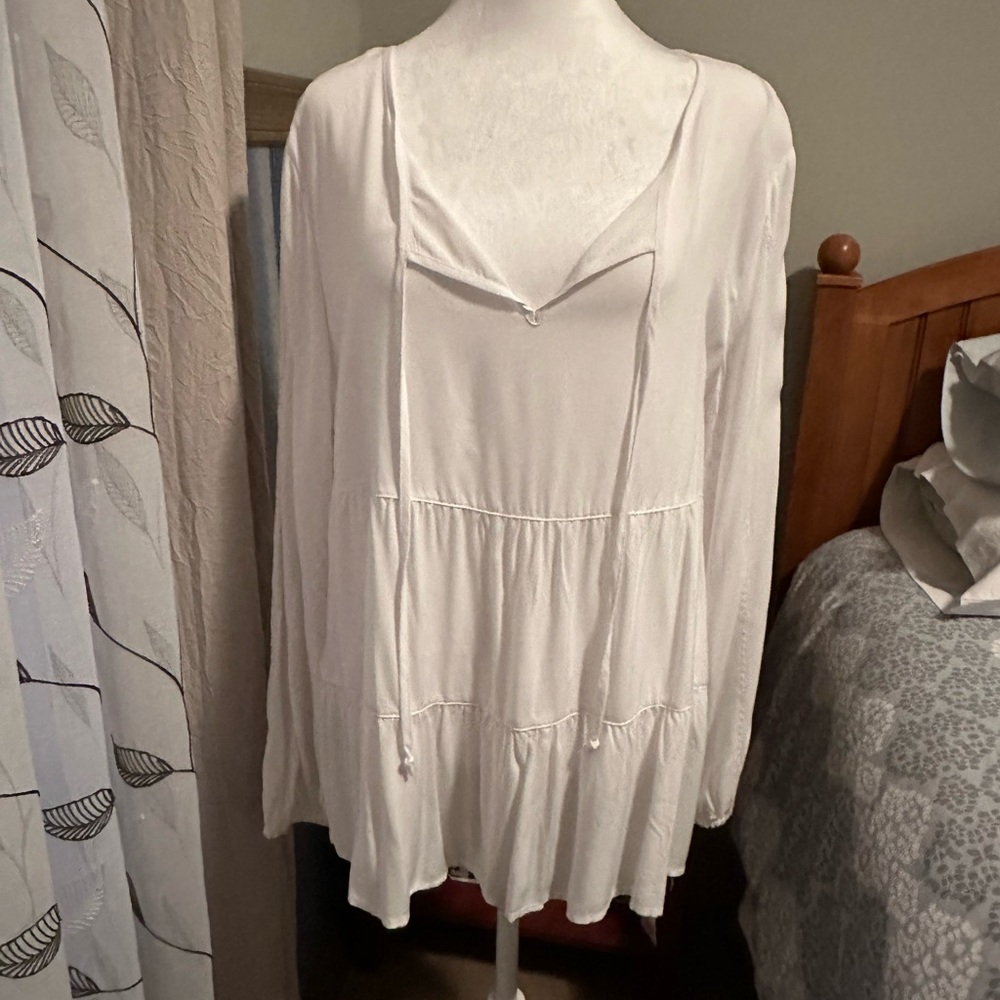 Elegant White Women's Top